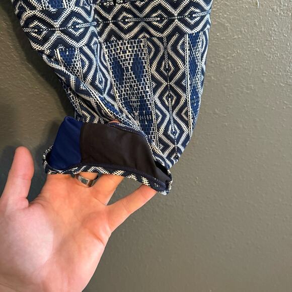 La Blanca Keyhole Tummy Control One Piece Size 4 - Picture 5 of 9